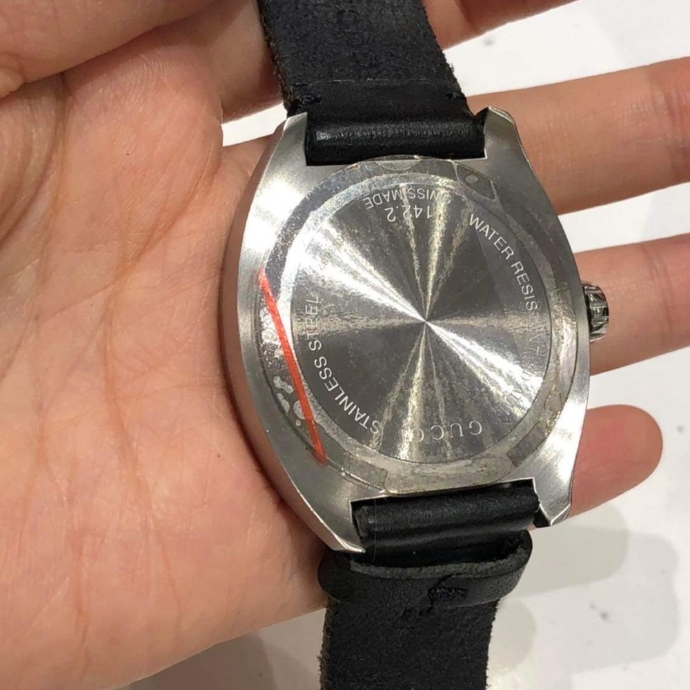 Gucci Mens Watch - Picture 8 of 13